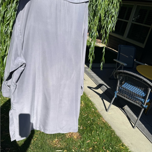 Dusty Lilac Gray 100% Silk Trench Coat with Dramatic Collar - Picture 9 of 9